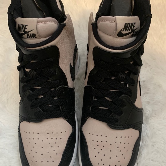 Women’s Air Jordan 1 Rebel - Picture 9 of 10